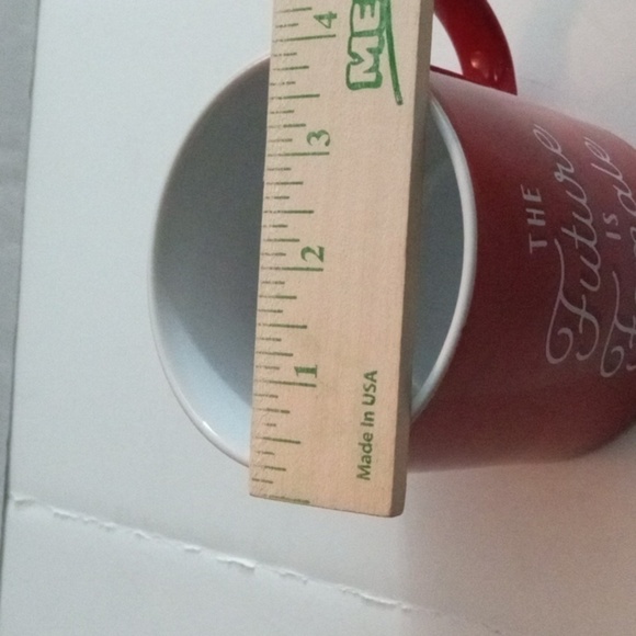 Posh Pop, The Future is Female Oversized Coffee Mug, preowned - Picture 4 of 4